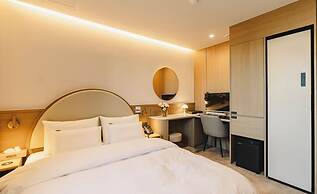 Chuncheon Hound Hotel Namchuncheon Station