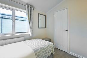 Host Stay Juniper Deluxe Lodge