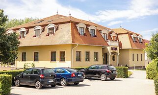 Regia Panzió és Étterem