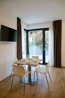 Bernina Suites - 150 metres to Bernina Express