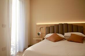 Bernina Suites - 150 metres to Bernina Express