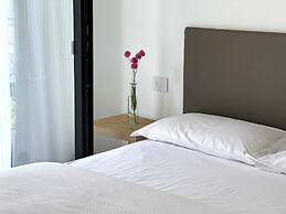 Bernina Suites - 150 metres to Bernina Express