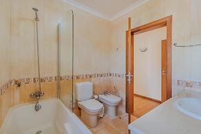 Villa Coute Real in Quarteira