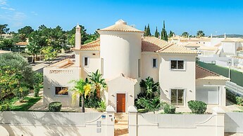 Villa Coute Real in Quarteira