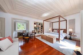 Manor House in Azeit o