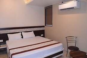 Gopi Hotel And Restaurant
