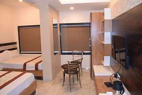 Gopi Hotel And Restaurant