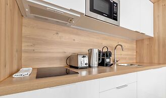 Apartment With Balcony in Paris
