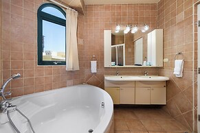Tierra del Sol Resort by Bocobay