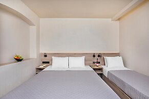 Arya Hotel