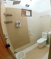 Makam Holiday Home