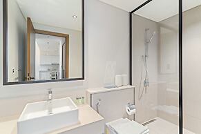 Elegant One-bedroom in Dubai Hills for 4 Persons