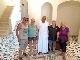Summer Land Hotel