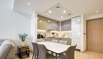 Exquisite Living in Riviera One Bedroom
