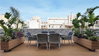 CCLUX Suites-Port Hub & Express Check-in