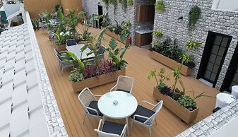 CCLUX Suites-Port Hub & Express Check-in