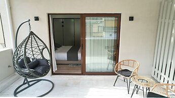 CCLUX Suites-Port Hub & Express Check-in