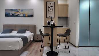 CCLUX Suites-Port Hub & Express Check-in