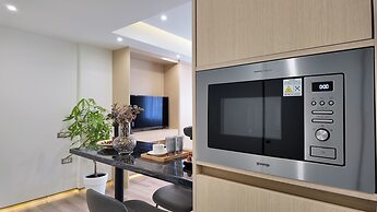 CCLUX Suites-Port Hub & Express Check-in