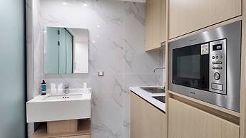 CCLUX Suites-Port Hub & Express Check-in