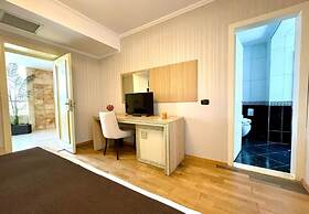 AMH Hotel