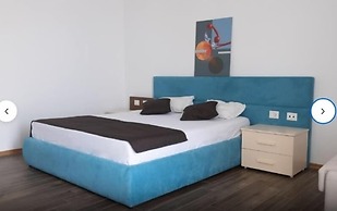 AMH Hotel