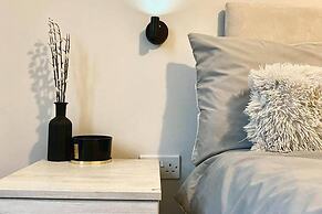 2br-sleeps4-citycentre-parking-rooftop