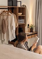 Nimfi Suites