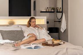 Nimfi Suites