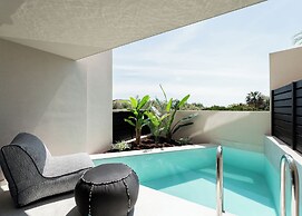 Nimfi Suites