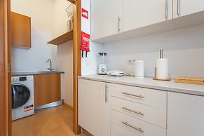 S o Pedro Central Flat by Atlantic Holiday