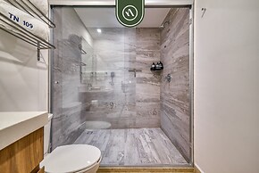 Oceanview 1 BR Condo - Beach - Multiple Pools