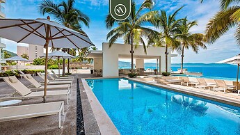 Oceanview 1 BR Condo - Beach - Multiple Pools