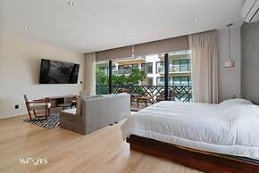 2 BR Apartment With Spacious Loft Close From Beach Zone