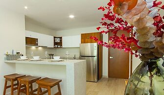 2 Br Roof w Infinity Pool Jacuzzi Spacious