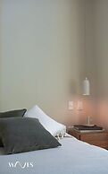 Exclusive Apt w Private Pool Surround Speakers