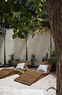 Exclusive Apt w Private Pool Surround Speakers