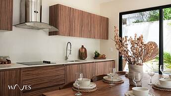 Exclusive Apt w Private Pool Surround Speakers