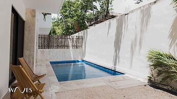Exclusive Apt w Private Pool Surround Speakers