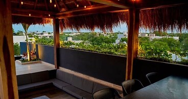 Boho Chic Style Cozy Great Located Roof Pool