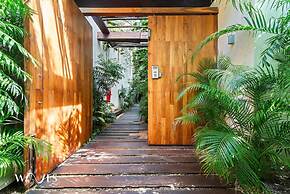 2 Br PH w Private Pool in Luxury Gated Community
