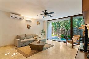 2 Br PH w Private Pool in Luxury Gated Community