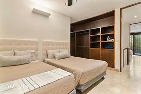2 Br PH w Private Pool in Luxury Gated Community