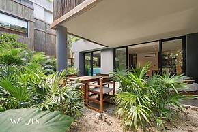 2BR w Private Pool - Steps Away From the Beach