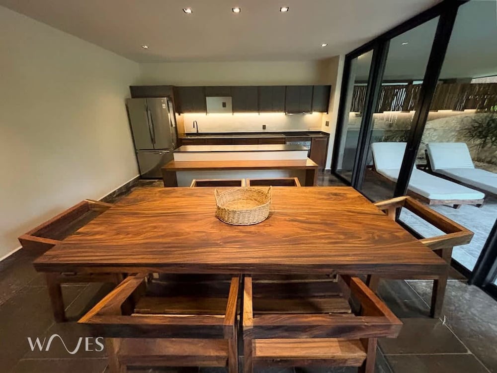 2BR w Private Pool Near the Beach Spacious Stay