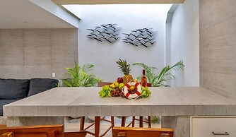4 Br Private Rooftop Pool Spacious Exclusive