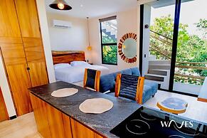 Great Located Studio PH With Private Pool by Waves Management