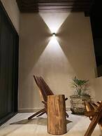 2 BR Amazing Pool Top Amenities Wifi 2FL Gym