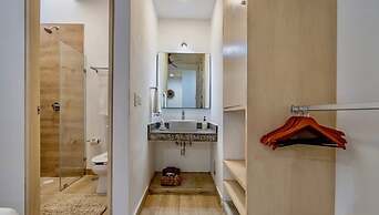 3Br Exclusive TH w Spacious Roof Private Pool