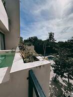 Luxury Penthouse w Jungle Views
